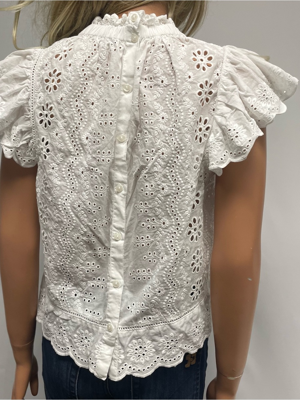 Women's White Eyelet Puff Sleeve Blouse - Picture 3 of 6